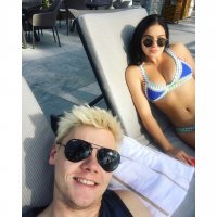 ariel winter in bikini 05.jpg