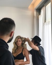 kateupton-02062021-0001.jpg