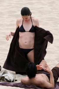charlotte gainsbourg in bikini 24.jpg