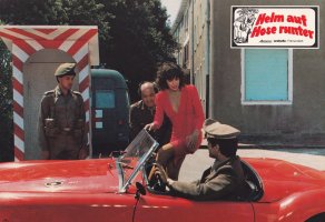 Nadia_Cassini_La_dottoressa_ci_sta_col_colonnello_1980_003.JPG