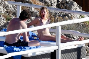 ellie goulding in bikini 22.jpg