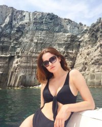 giulia elettra gorietti in bikini 03.jpg