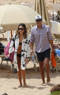 jessica alba in bikini 07.jpg