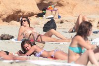 Alessia Fabiani Topless Candid Photos On The Beach 007.jpg