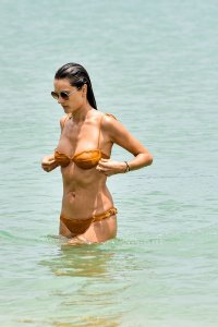alessandra-ambrosio-in-bikini-at-a-beach-in-florianopolis-07-26-2021-3.jpg