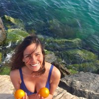 ines sastre in bikini 03.jpg