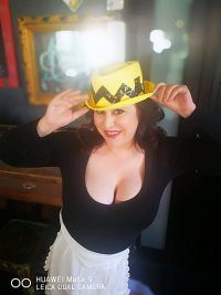 daniela terreri con capello 01.jpg
