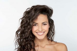 Laura Barriales.jpg