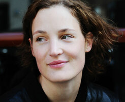 Vicky-Krieps-1.jpg