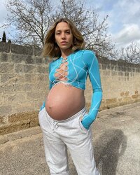 isabellapoti_273992101_1641742262842729_3659685438756482788_n.jpg