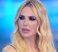ilary blasi (30).jpg