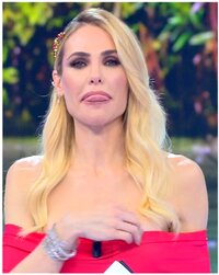 ilary blasi (3).jpg