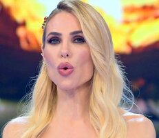 ilary blasi (63).jpg