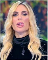 ilary blasi (4).jpg