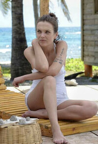 Andrea-Lehotska-Feet-1059685.jpg
