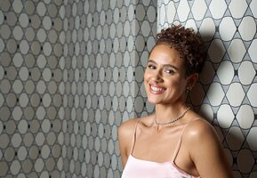 299044915_nathalie-emmanuel-13.jpg