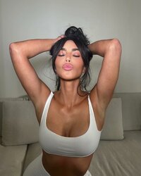 kimkardashian-20230212-0003.jpg
