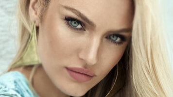 Candice Swanepoel_ Agua de Coco Summer 2013 hd1080p.avi_snapshot_02.01_[2012.09.18_17.42.39].jpg