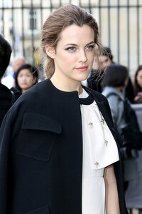 Riley Keough.jpg
