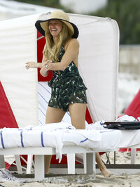 chanel west coast in beach (11).jpg