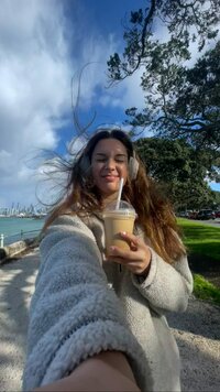 nathaliehull1.jpg