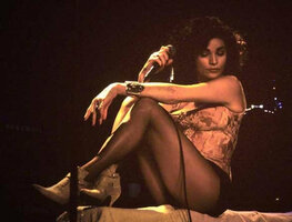 alannah-d-4-net1_JPG.jpg