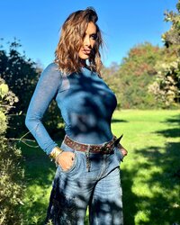 sabrinasalernofficial_1699906252_3235370604990531004_262830901.jpg