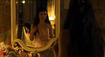 53590837_carlotta-antonelli-suburra-it-2017-s01-hd-1080p-web-00_02_41_10-still010.jpg